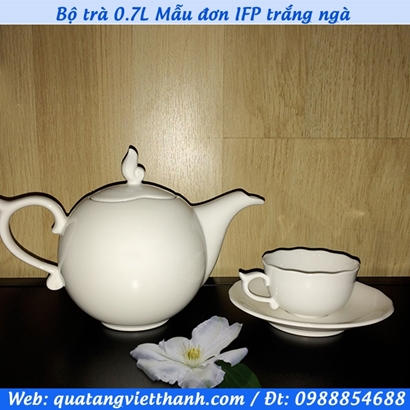 Bộ trà 0.7L Mẫu đơn IFP trắng ngà